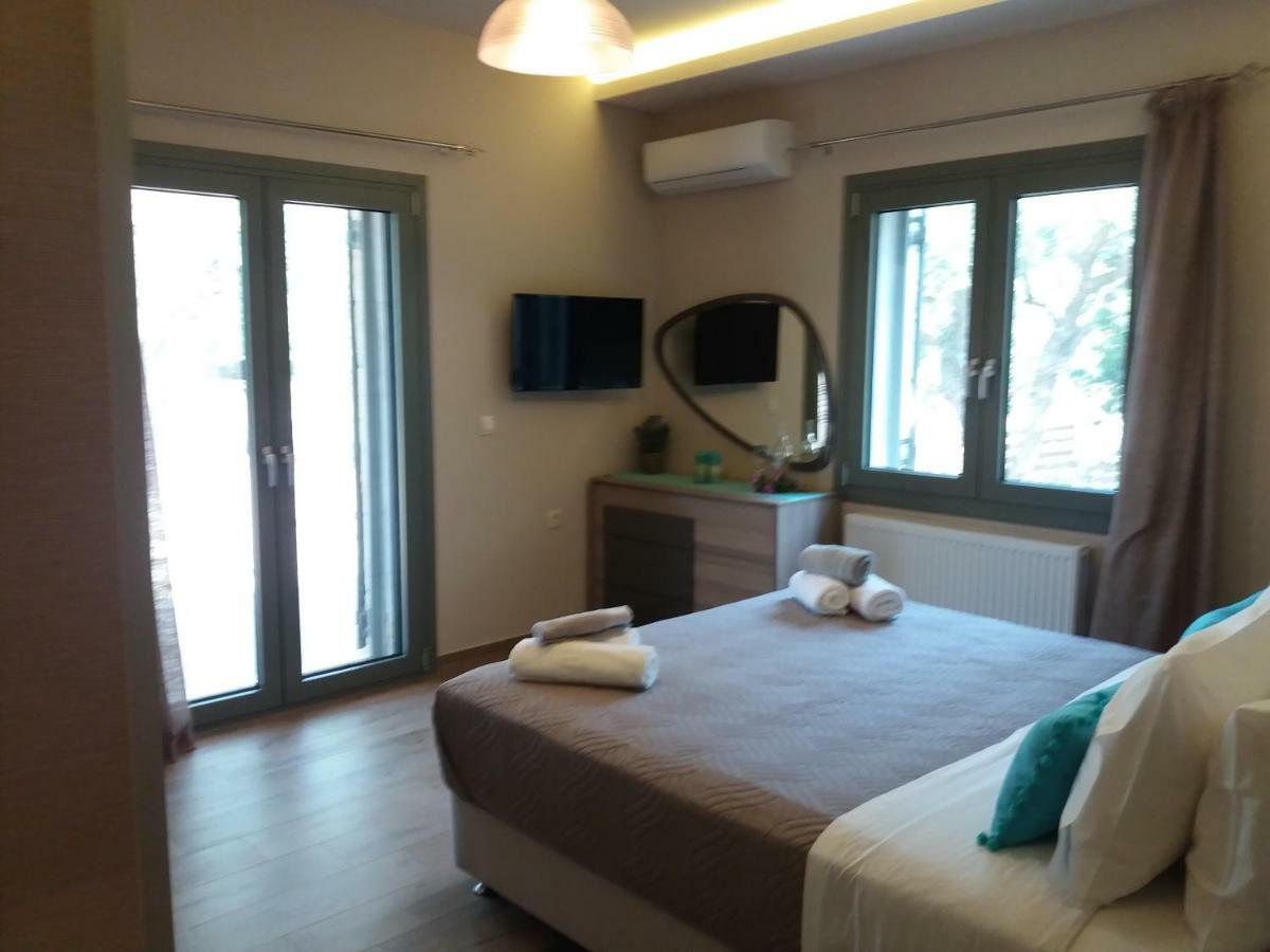 Villa Liberta Keri 外观 照片
